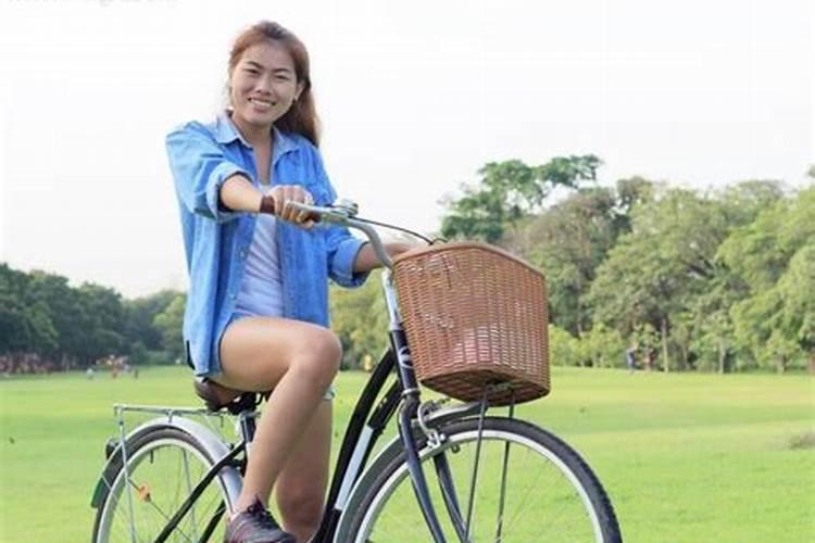 女人梦见骑自行车是什么意思