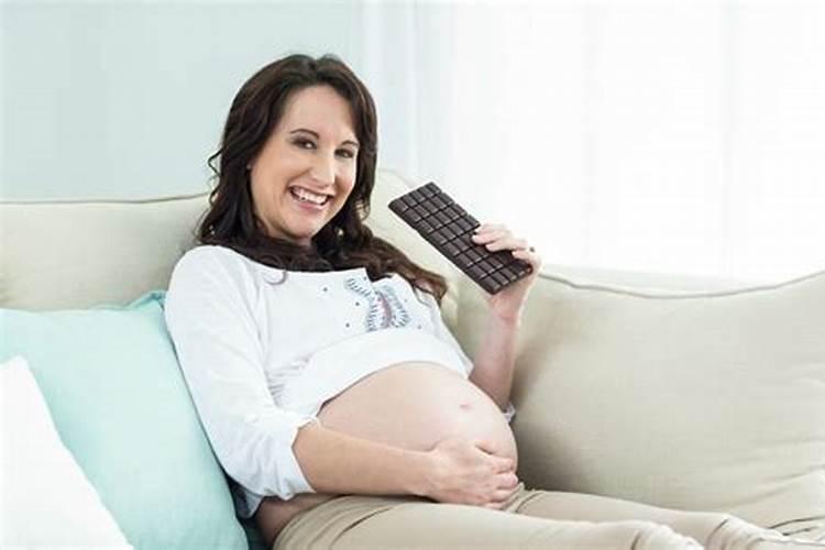 孕妇梦见自己生了个女儿又怀了二胎