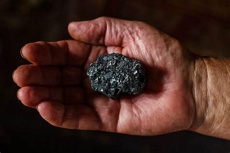 梦见煤是怎么回事